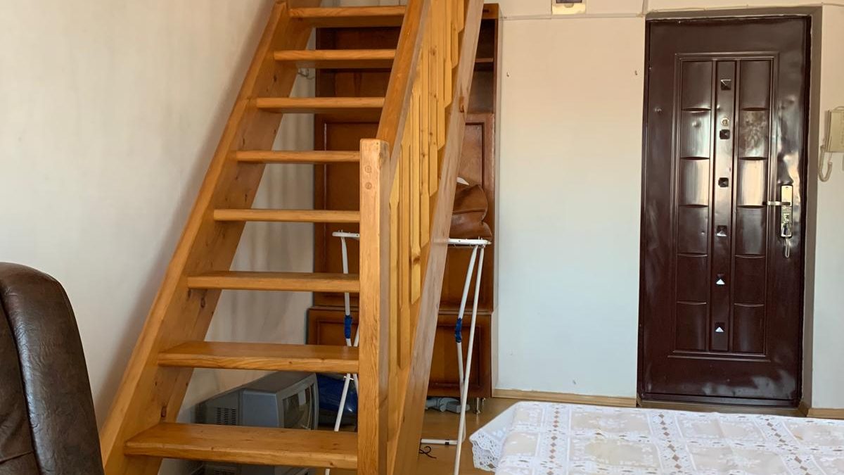 7 1200x675 - Vand Garsonera Radauti