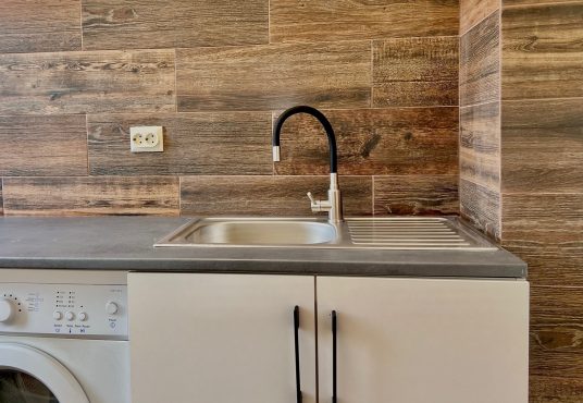 IMG 1658 536x370 - Vand garsoniera 33 mp in Drumul Taberei, bloc stradal reabilitat