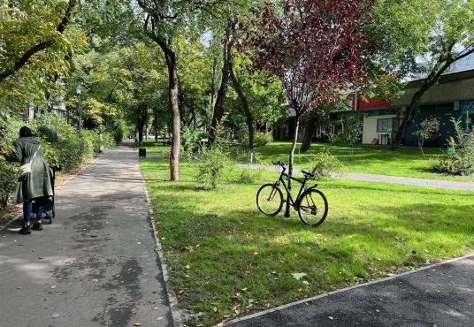 IMG 9704 536x370 - Vand garsoniera 33 mp in Drumul Taberei, bloc stradal reabilitat