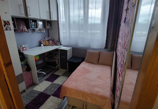 20250507 181840 536x370 - Vând garsonieră mobilată