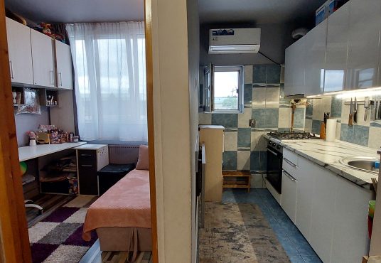 20250507 182325 536x370 - Vând garsonieră mobilată