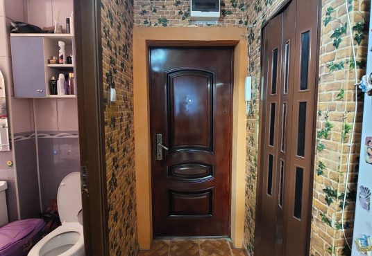 20250507 192205 536x370 - Vând garsonieră mobilată