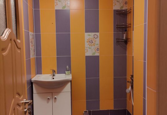 IMG 20221005 WA0003 536x370 - Vânzare Garsonieră