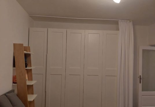 16e04060 58bd 4cef 9925 1f1ffd312cf8 1 536x370 - Propietar vand garsoniera dubla situata ultracentral