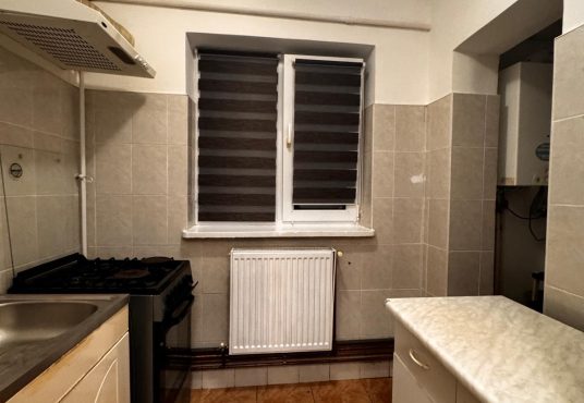 WhatsApp Image 2025 09 16 at 09.50.56 536x370 - Garsoniera in zona linistita