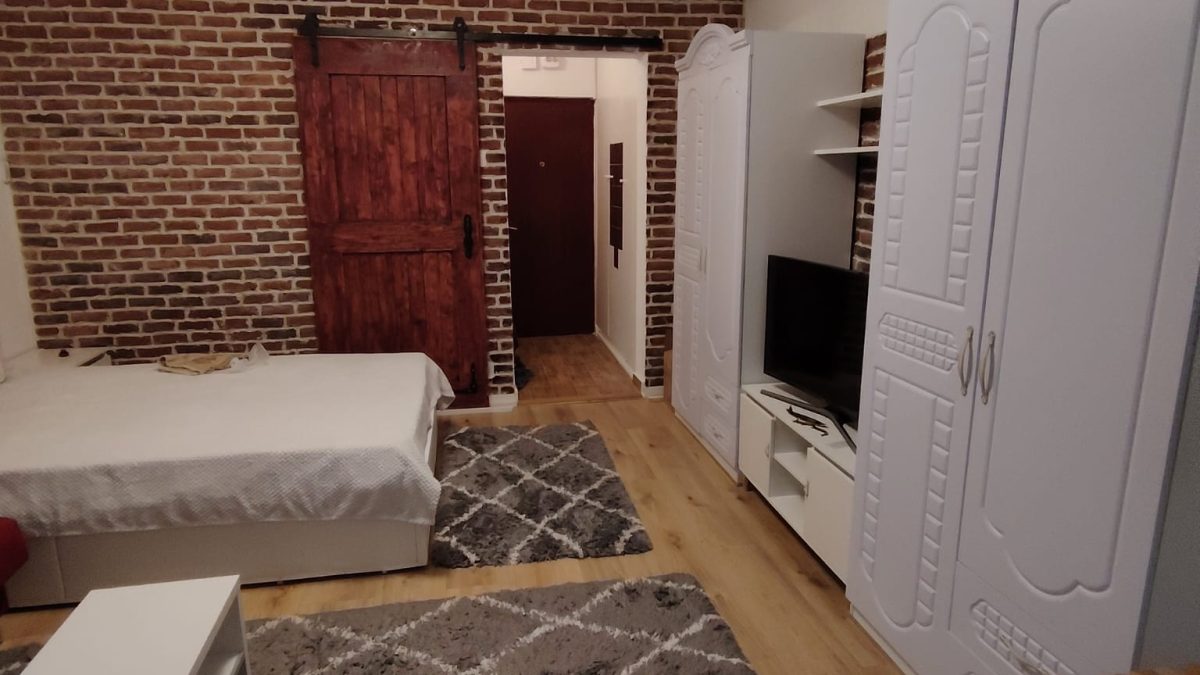 IMG 20251112 WA0012 1200x675 - INCHIRIEZ GARSONIERA PTA IANCULUI-OBOR