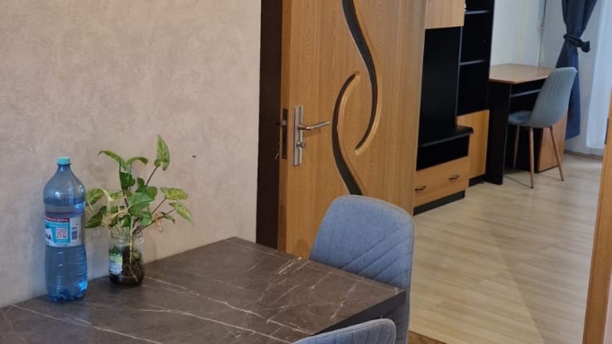 3531edd9 d91c 4efd b27a 30be50c176f6 1200x675 - Garsonieră de vanzare