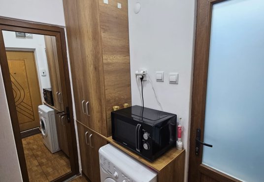 WhatsApp Image 2026 01 07 15 536x370 - Vand Garsoniera Str Traian Pitesti