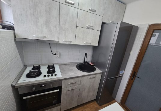 WhatsApp Image 2026 01 07 2 536x370 - Vand Garsoniera Str Traian Pitesti