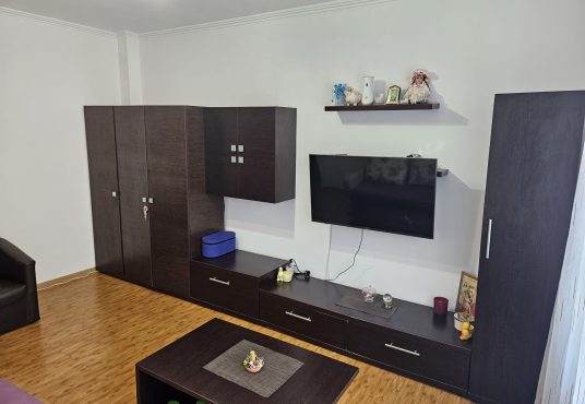 WhatsApp Image 2026 01 07 21 536x370 - Vand Garsoniera Str Traian Pitesti