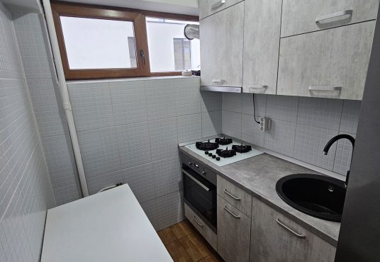 WhatsApp Image 2026 01 07 4 536x370 - Vand Garsoniera Str Traian Pitesti