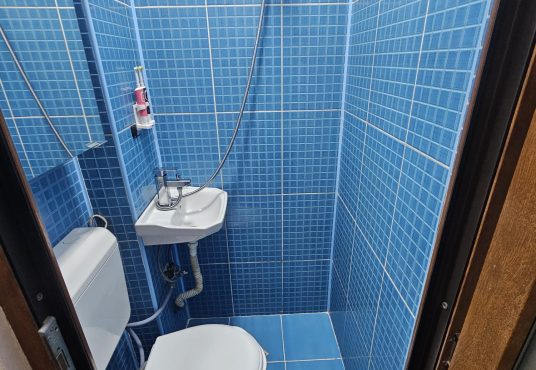 WhatsApp Image 2026 01 07 7 536x370 - Vand Garsoniera Str Traian Pitesti