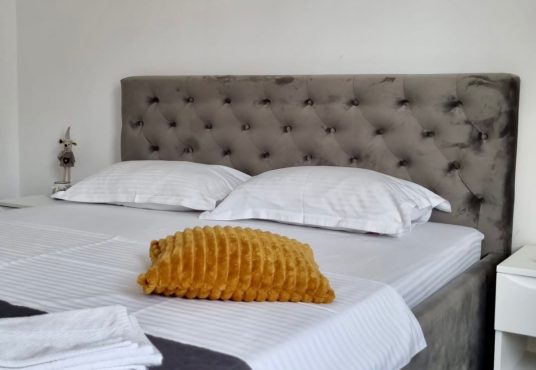 WhatsApp Image 2026 01 20 at 16.17.27 2 536x370 - Studio modern de &icirc;nchiriat &ndash; Onix Blue, Mamaia Nord