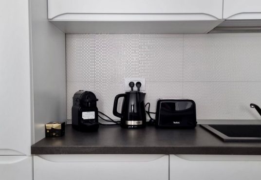 WhatsApp Image 2026 01 20 at 16.17.27 4 536x370 - Studio modern de &icirc;nchiriat &ndash; Onix Blue, Mamaia Nord