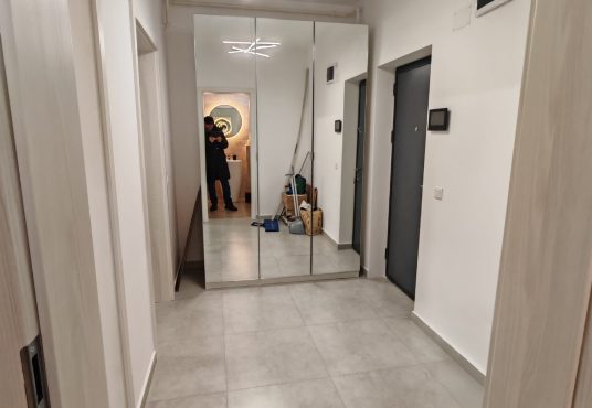 2932755a 1010 4ca4 b1b9 aa4ff20b351b 536x370 - Garsonieră + boxă depozitare