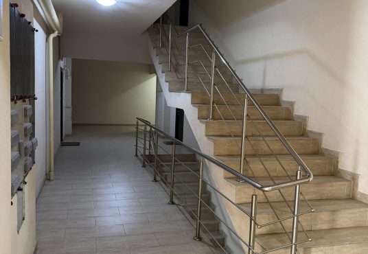 IMG 2381 536x370 - PROPRIETAR | Garsonieră Decomandată LUJERULUI &ndash; Vedere PARCUL LINIEI &ndash; Orientare SUD