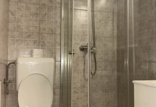 images1000x7007 536x370 - &Icirc;nchiriere garsoniera Mega Mall